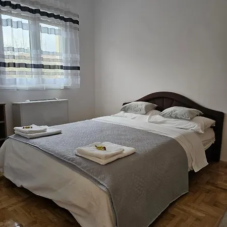 Dimos Lejlighed Bijeljina